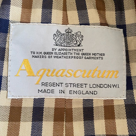Aquascutum Trench Coat - Made in England - Picture 8 of 10